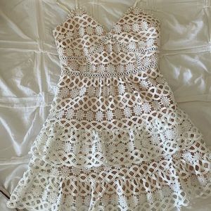 Lace white mini